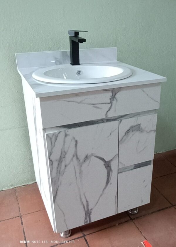 MUEBLE Y LAVAMANOS COLOR MARMOL