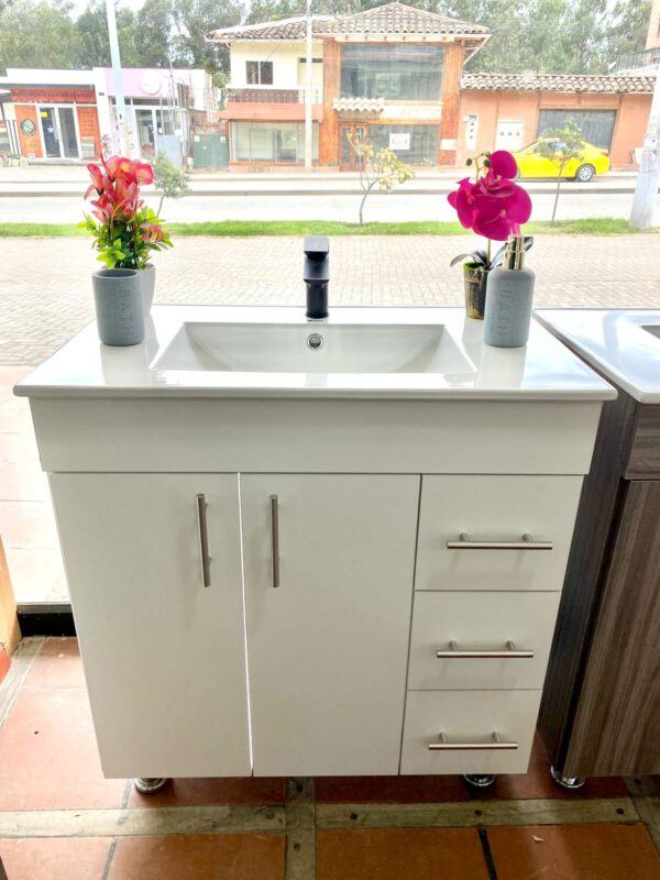 MUEBLE Y LAVAMANOS COLOR BLANCO